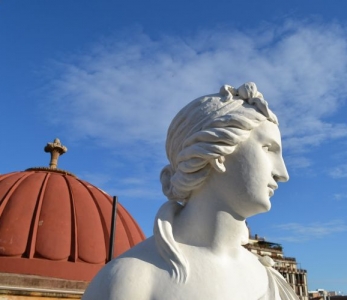 Il restauro conservativo delle statue delle quattro stagioni nell’Orto Botanico di Palermo